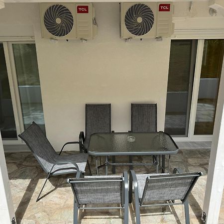 Makis House Hotel Nikiti  Bagian luar foto