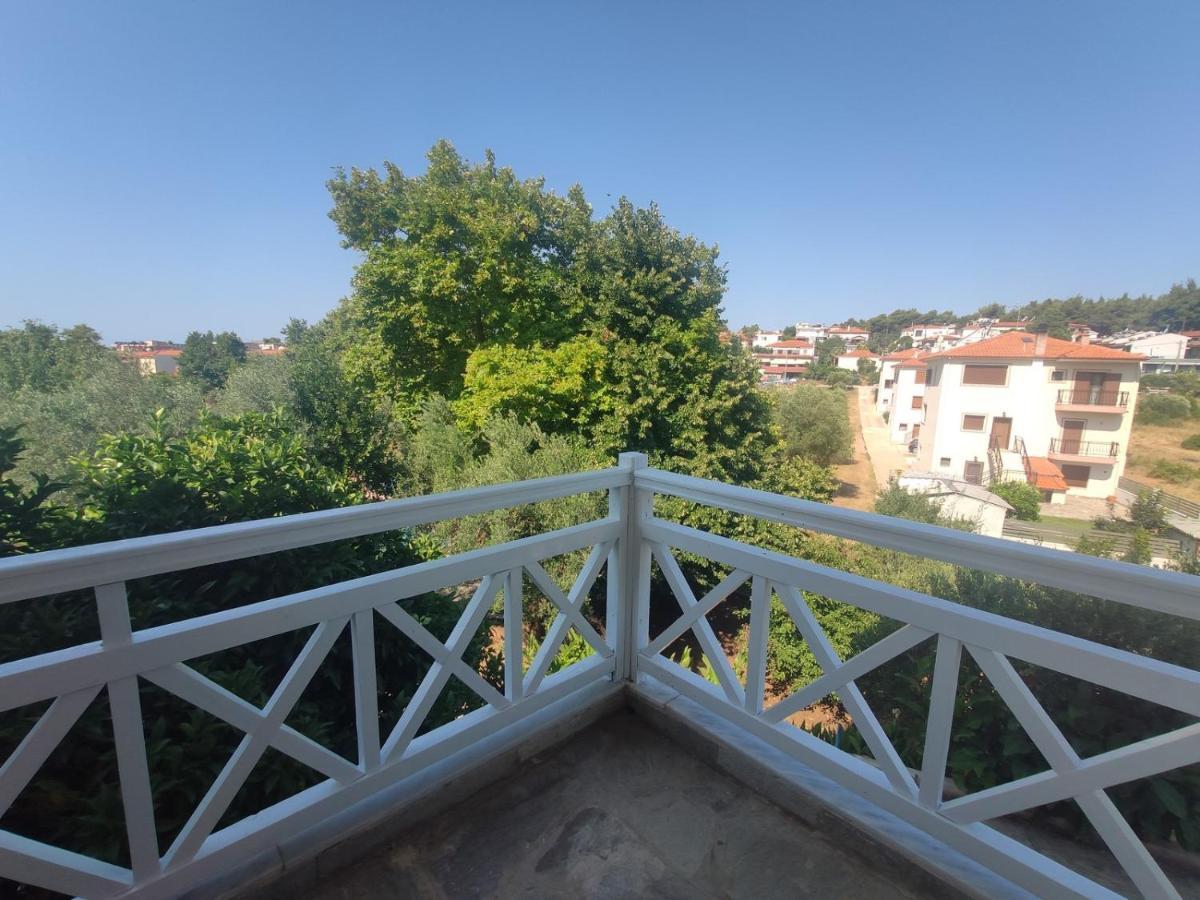 Makis House Hotel Nikiti  Bagian luar foto