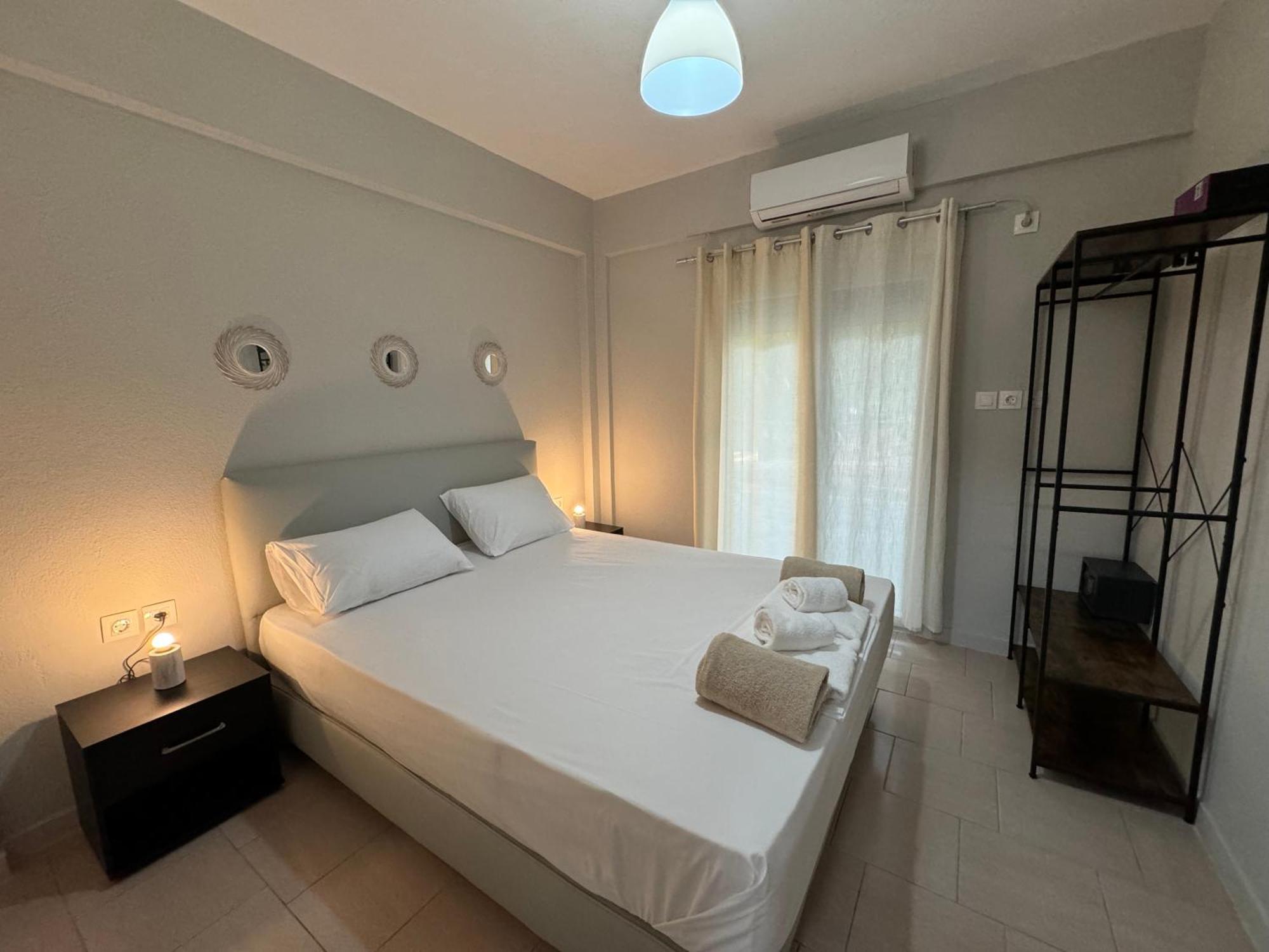 Makis House Hotel Nikiti  Bagian luar foto