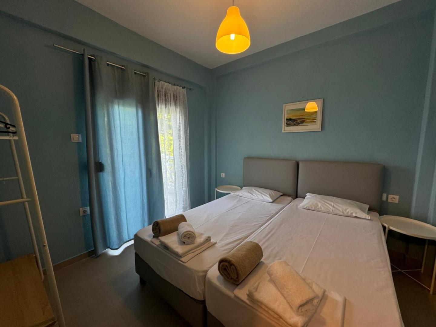 Makis House Hotel Nikiti  Bagian luar foto